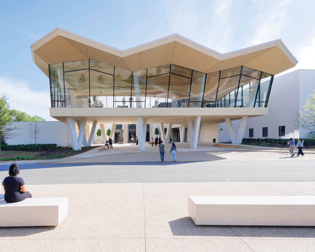 cream and tan exterior of the Arkansas Museum of Fine Art