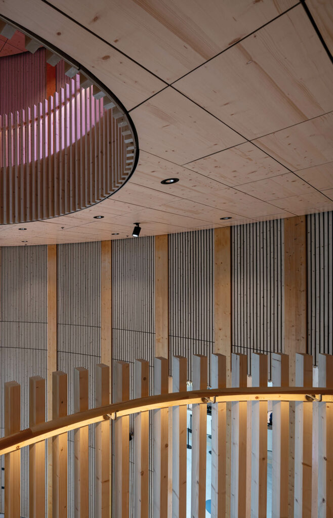 ceiling detail in CLT panels